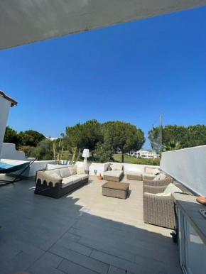 3 Bedrooms Penthouse Apartment in La Quinta Golf Marbella, Benahavis